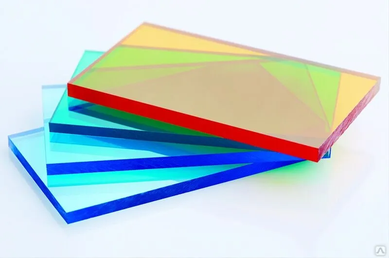 Монолитный поликарбонат цветной 6 мм (2,05 х 3,05)