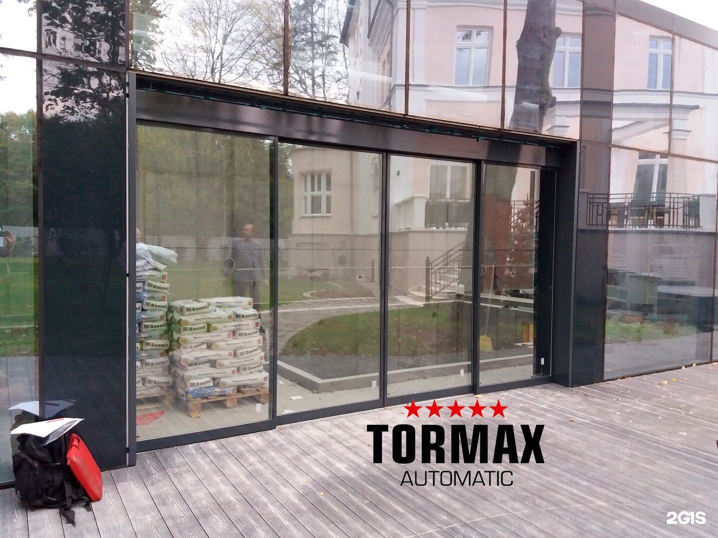 Раздвижные автоматические двери входные TORMAX