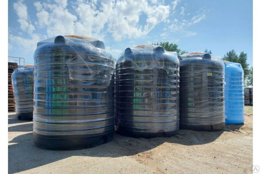 Емкость пластиковая цилиндрическая 2000 литров для водоснабжения и полива 19