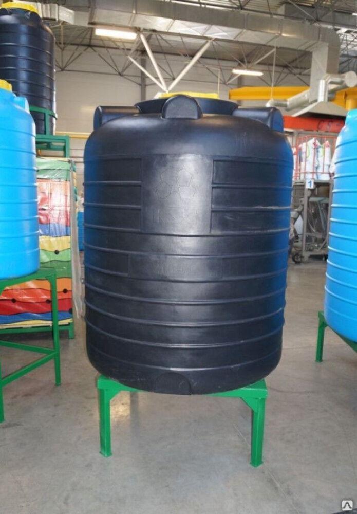 Емкость пластиковая цилиндрическая 1000 литров для воды и топлива