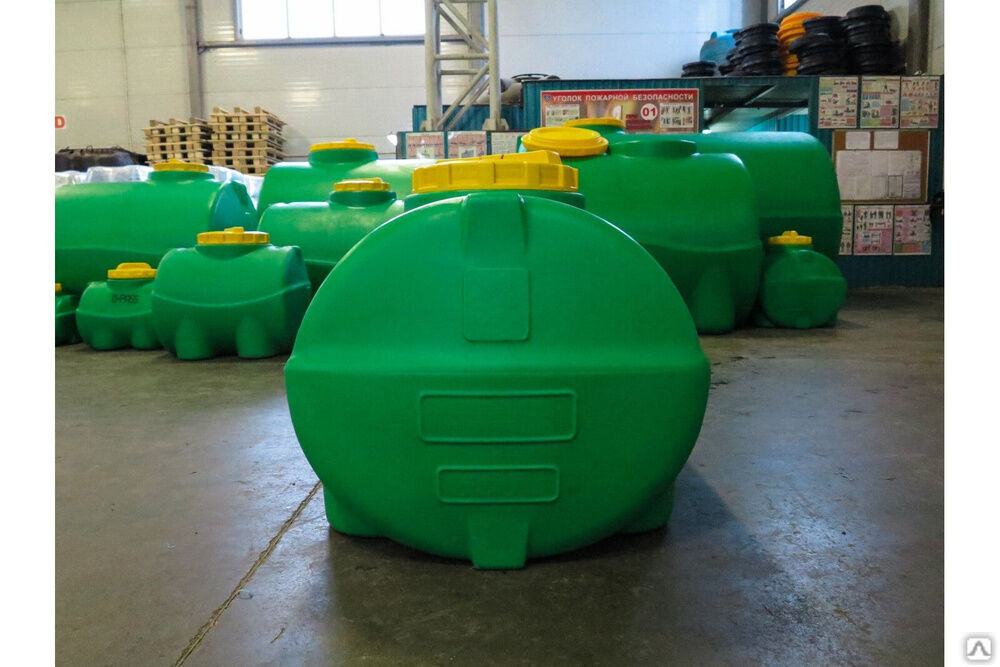 Резервуар пластиковый цилиндрический 200 л для водоснабжения и полива.