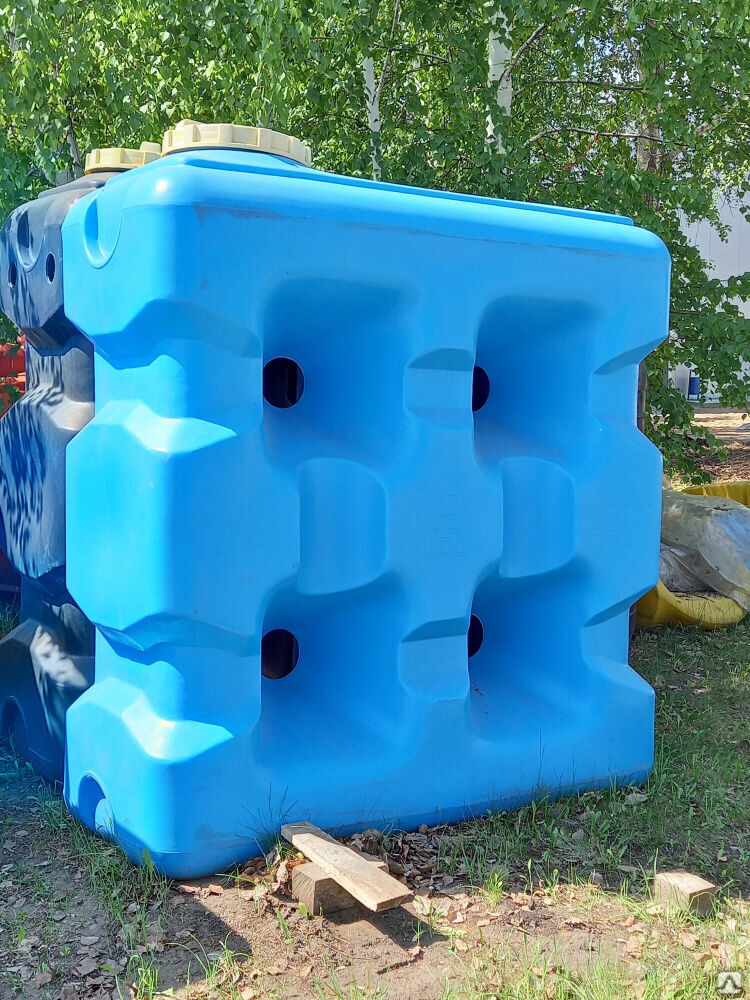 Емкость пластиковая прямоугольная 2000 литров (2 куб.м) для запаса питьевой или технической воды, дизельного топлива