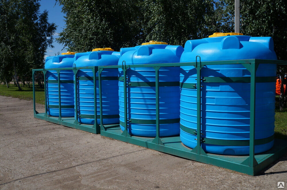 Транспортировки и хранения растворов. Полимерные емкости. Емкость для кас на платформе. Сточный поддон для еврокубов. Металлическая топливная емкость 5000 л.