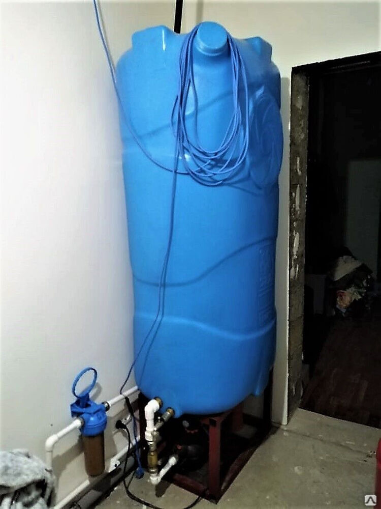 Пластиковый бак прямоугольный 750 л вертикальный для воды и топлива 2