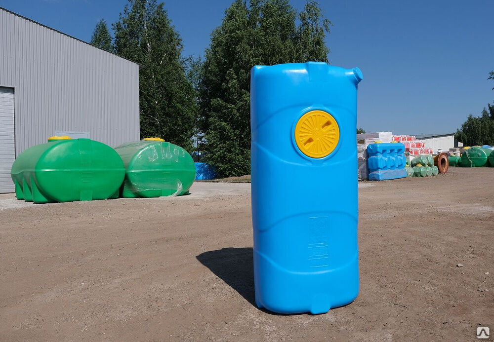 Пластиковый бак прямоугольный 750 л вертикальный для воды и топлива