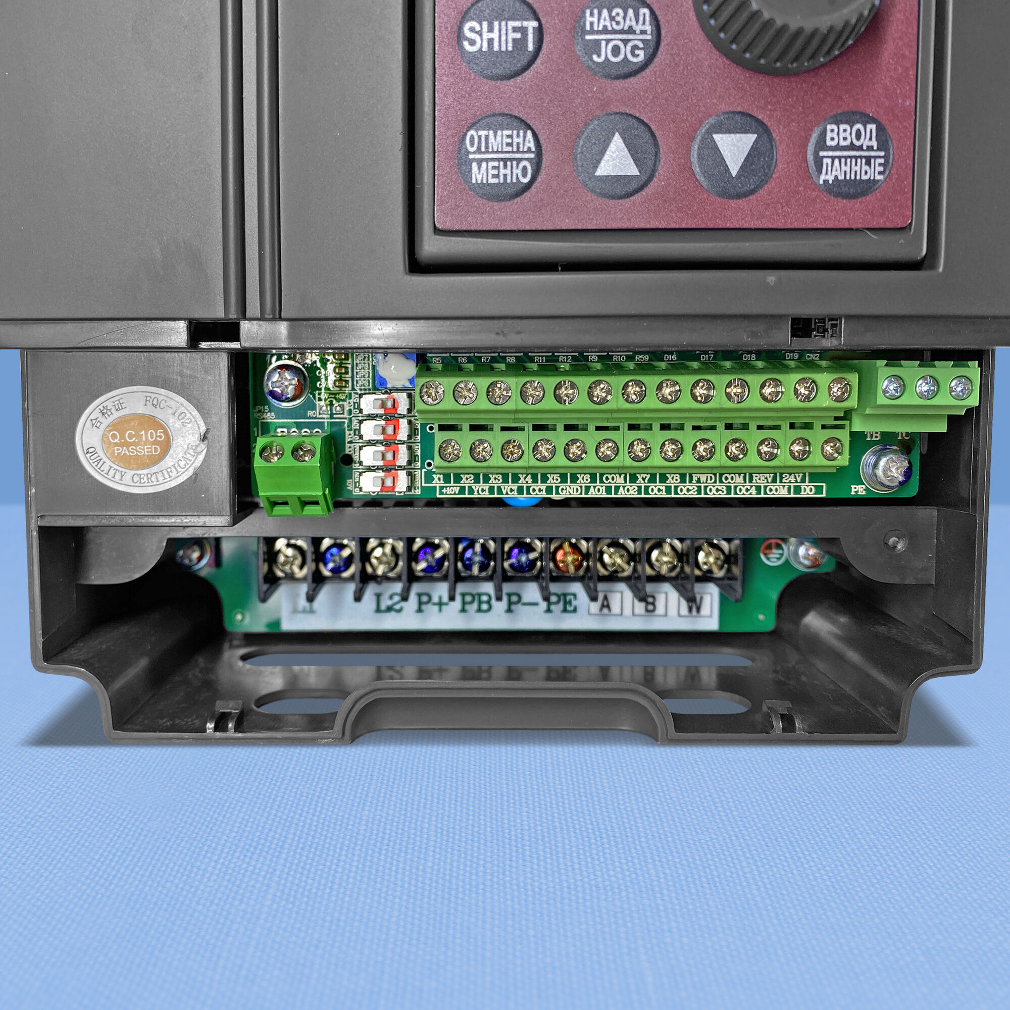 Частотный преобразователь ESQ A200-2S0007 (0.75 кВт, 220 В) 3