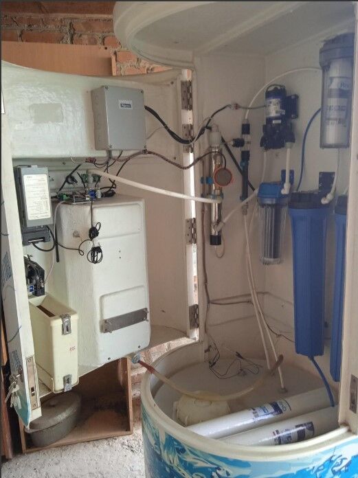 Автомат напольный с системой водоподготовки