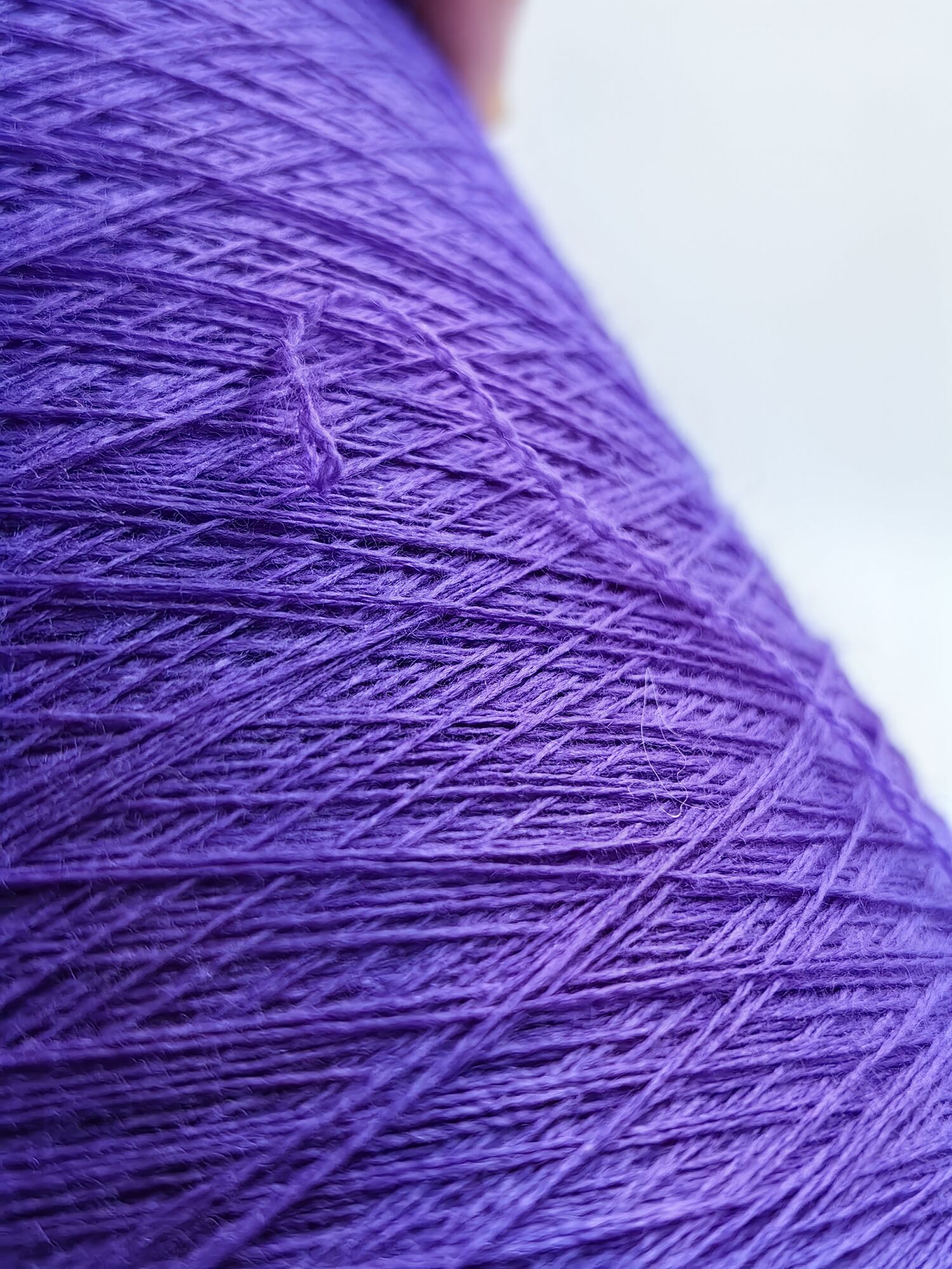 Меринос CASHWOOL 2/30 ZEGNA BARUFFA Цвет ярко фиолетовый 1500м/100гр.